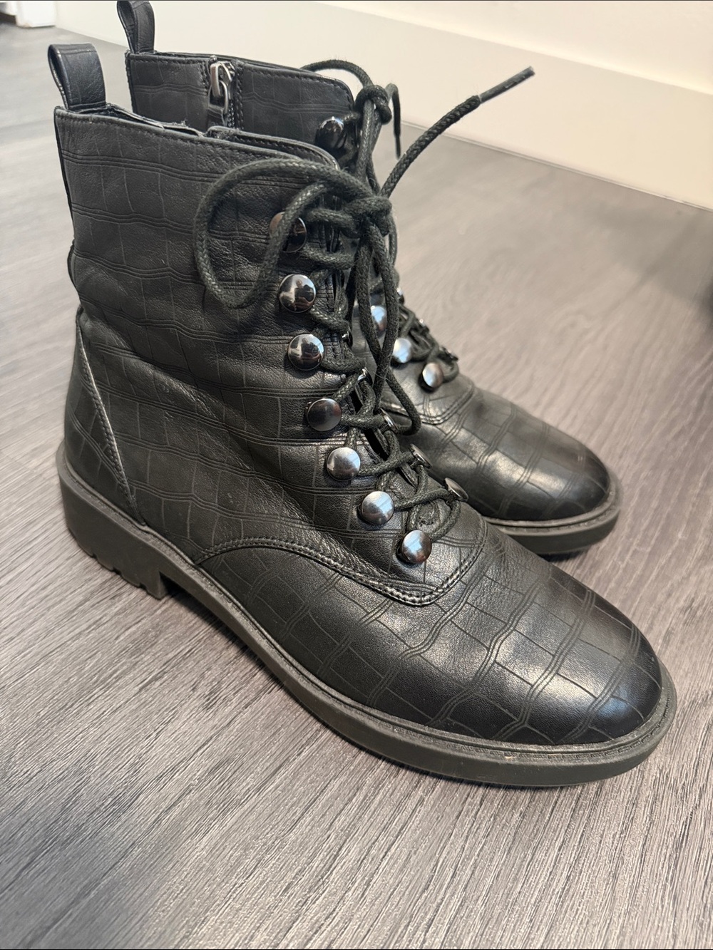 Women's Black Leather Croc-Embossed Lace-Up Ankle Boots